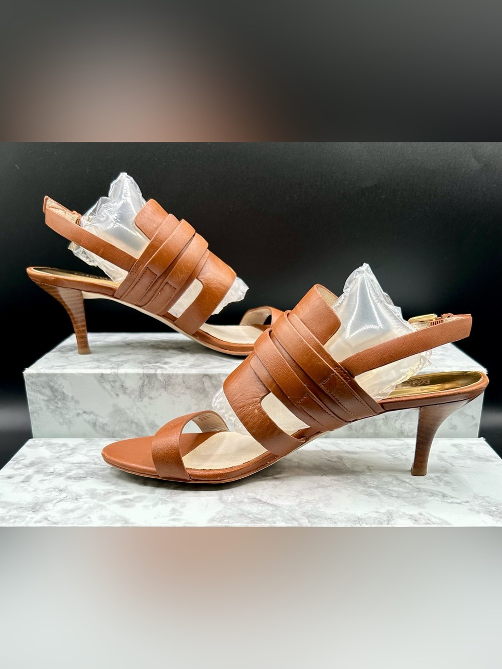MICHAEL MICHAEL KORS Tan Leather Strappy Heels Gold Buckle Hardware. Size 6.5 - Picture 7 of 15